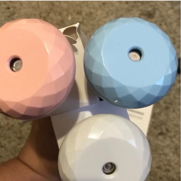Lot of Portable Humidifiers (USB) - Picture 2 of 3